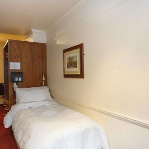 Kamer met een King Size Bed